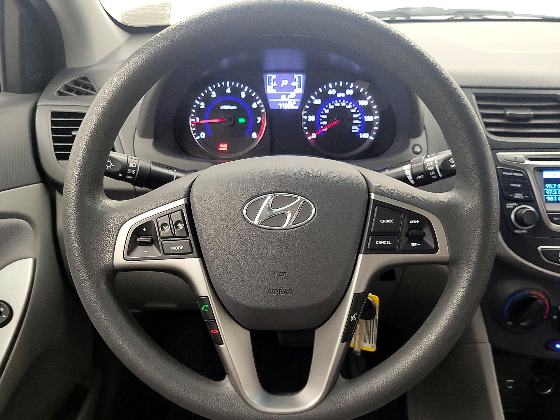Thumbnail: 2017 Hyundai Accent - 10