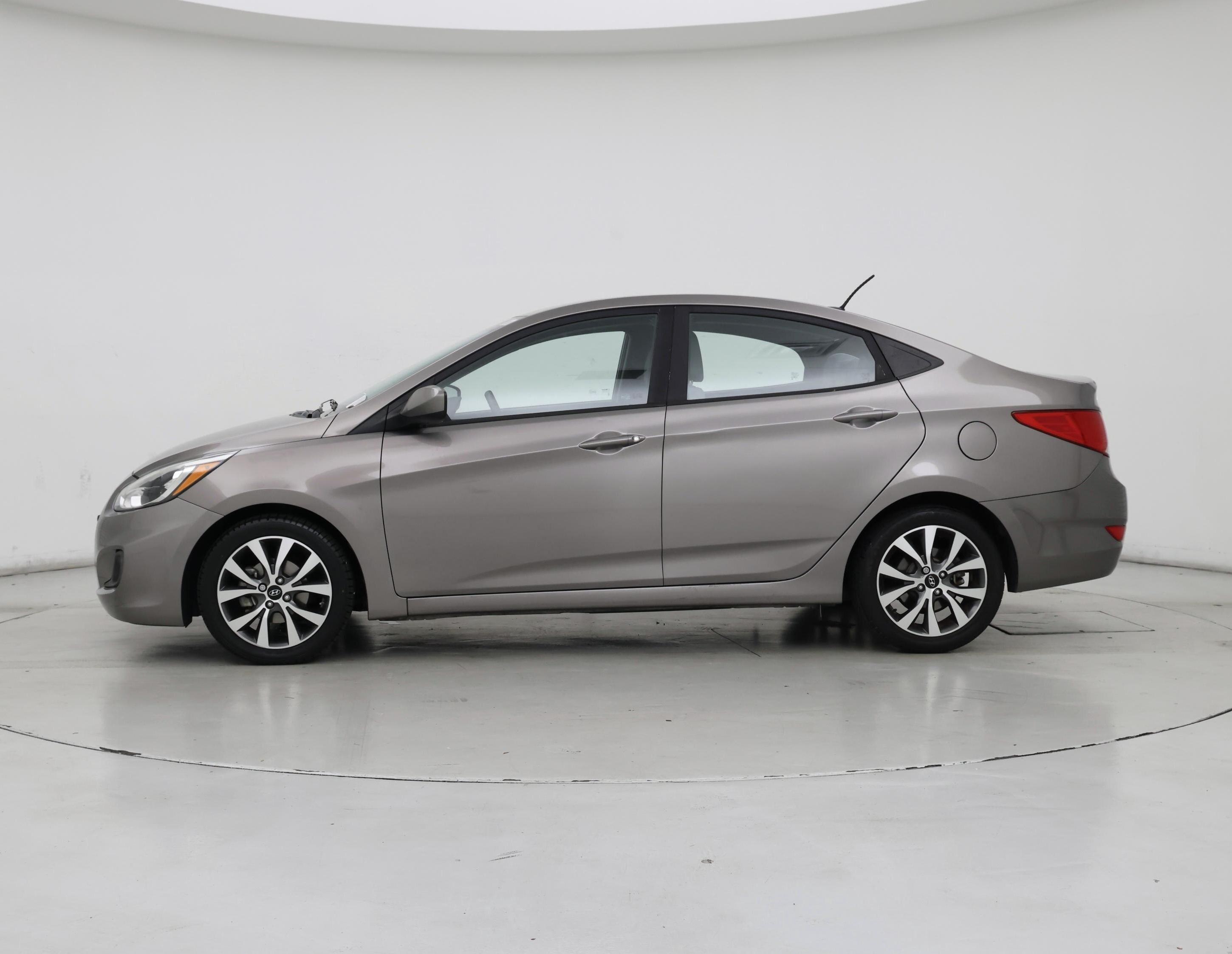 Thumbnail: 2017 Hyundai Accent - 3