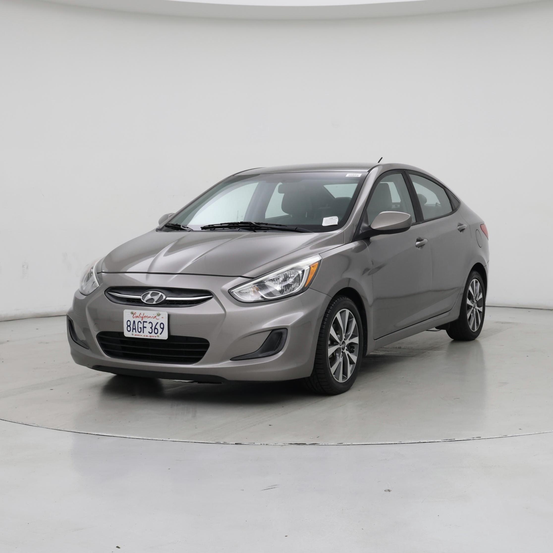 Thumbnail: 2017 Hyundai Accent - 4