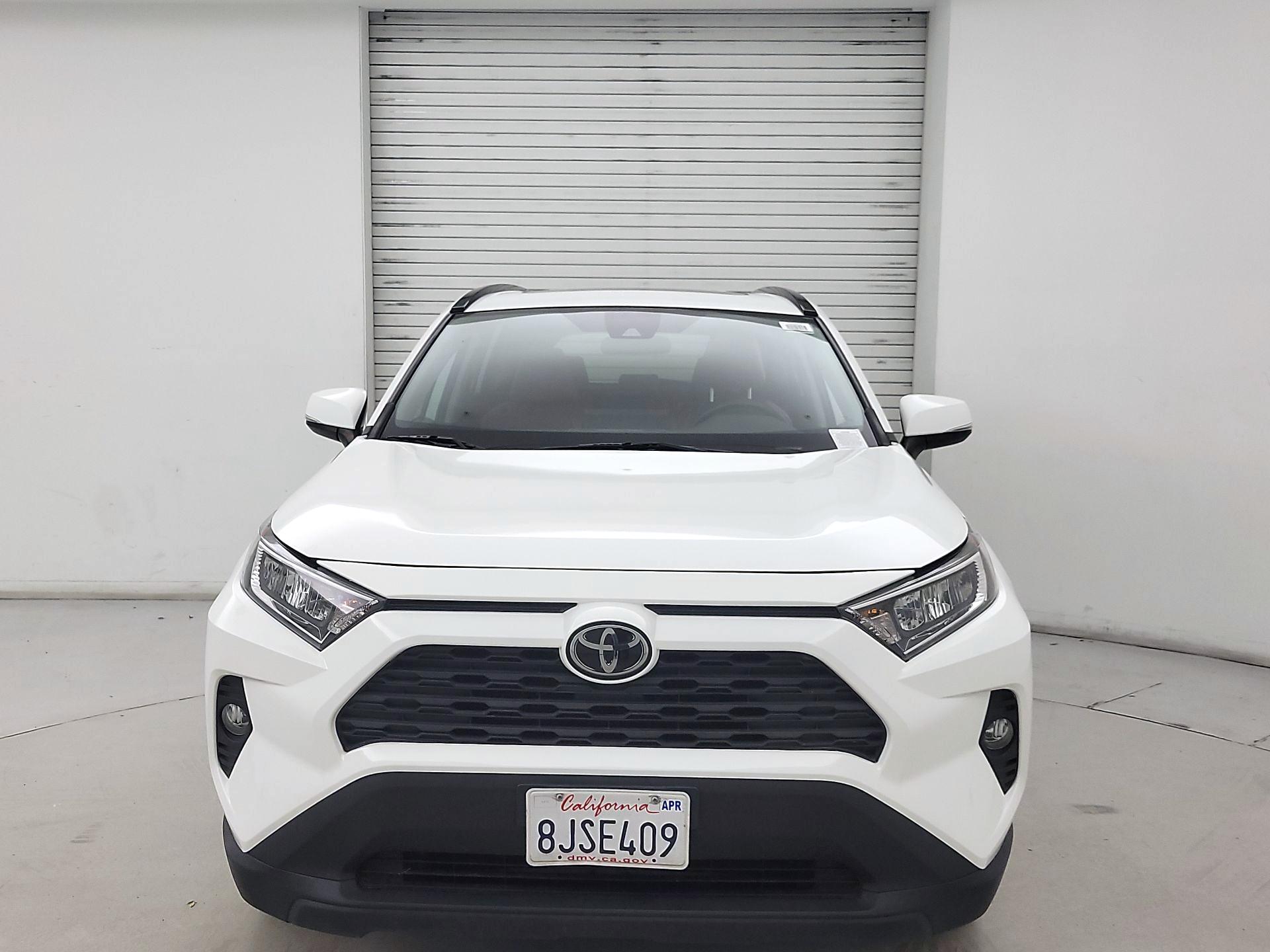 Thumbnail: 2019 Toyota RAV4 - 2