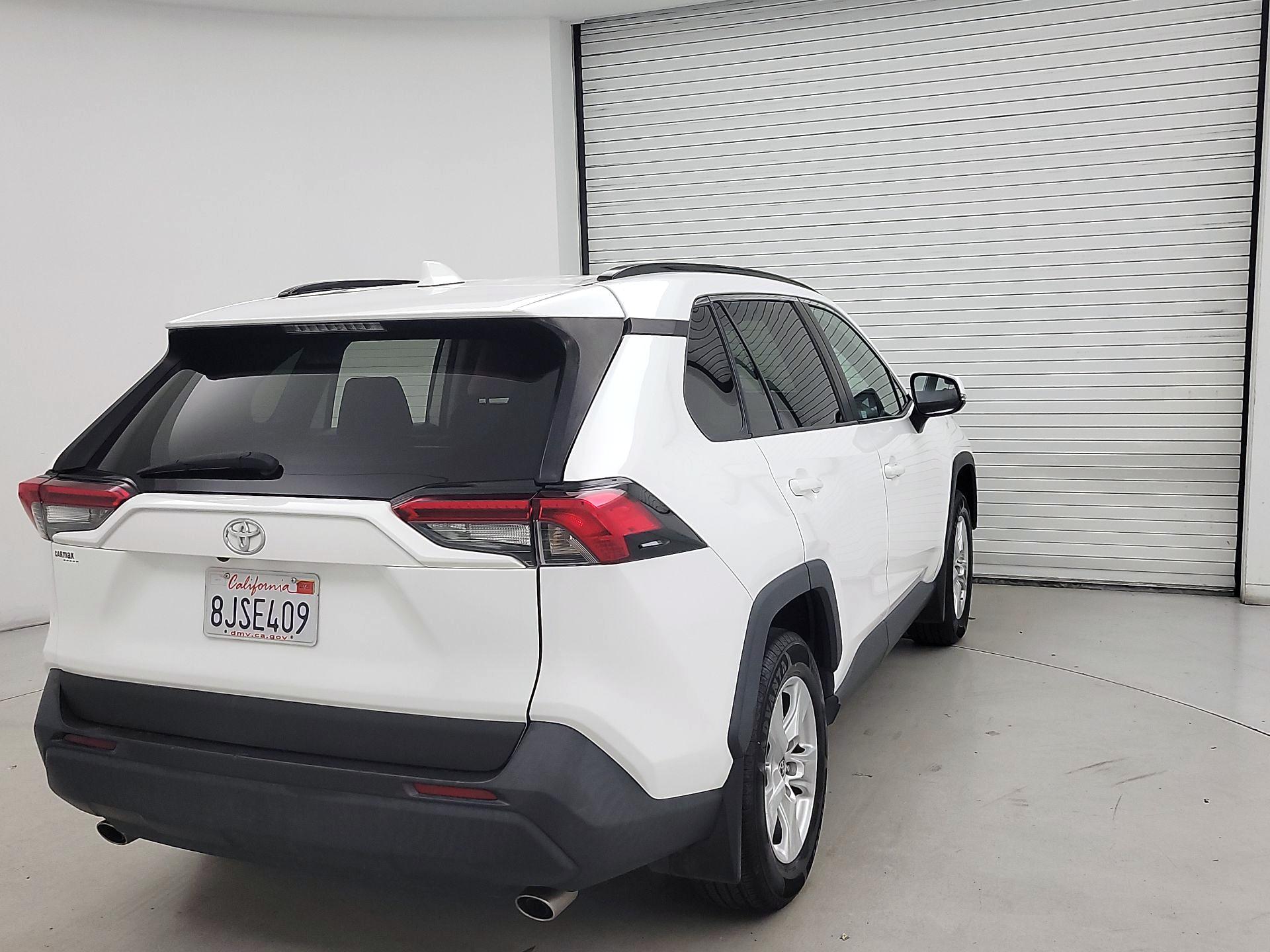 Thumbnail: 2019 Toyota RAV4 - 5
