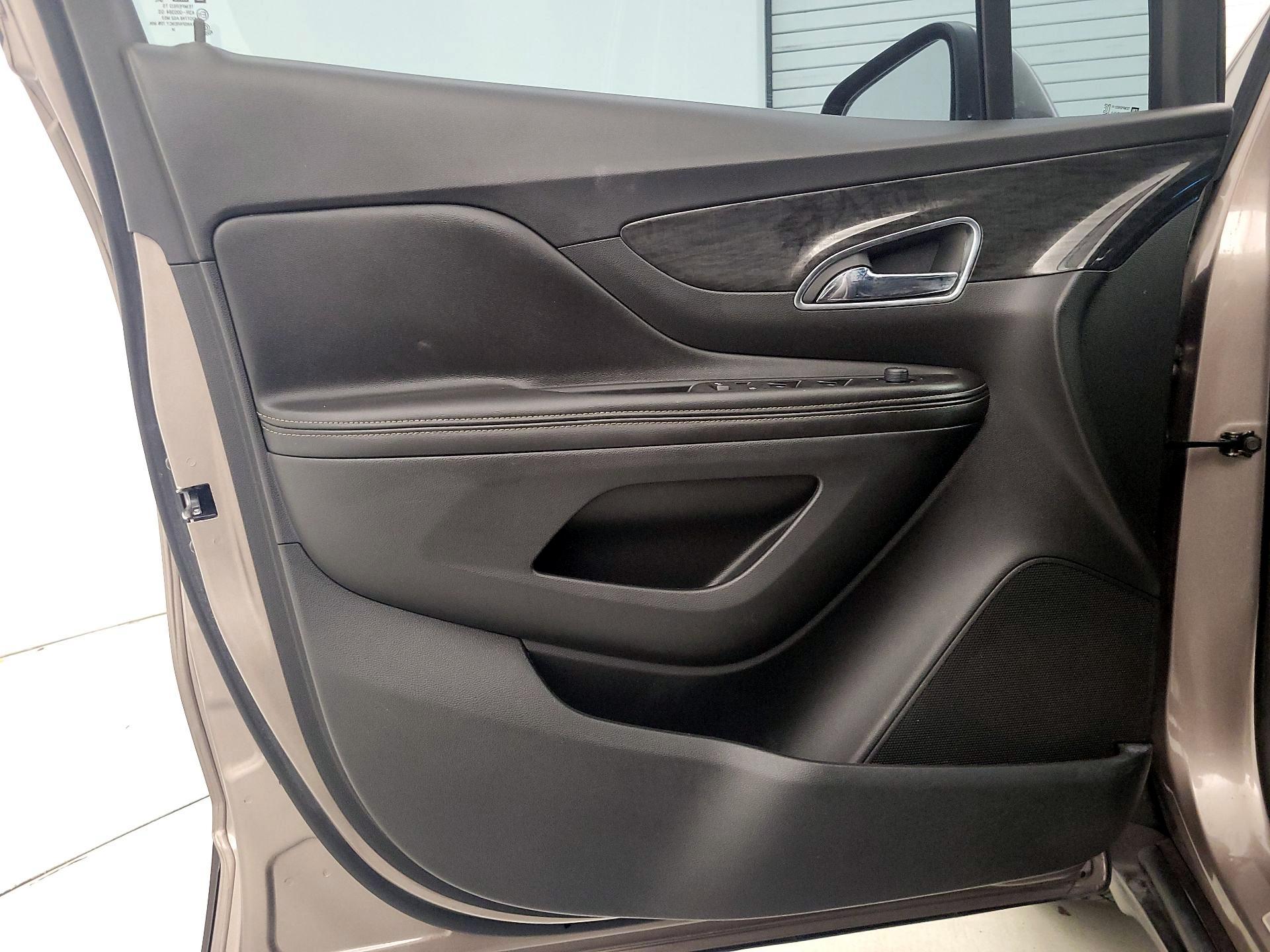Thumbnail: 2015 Buick Encore - 12