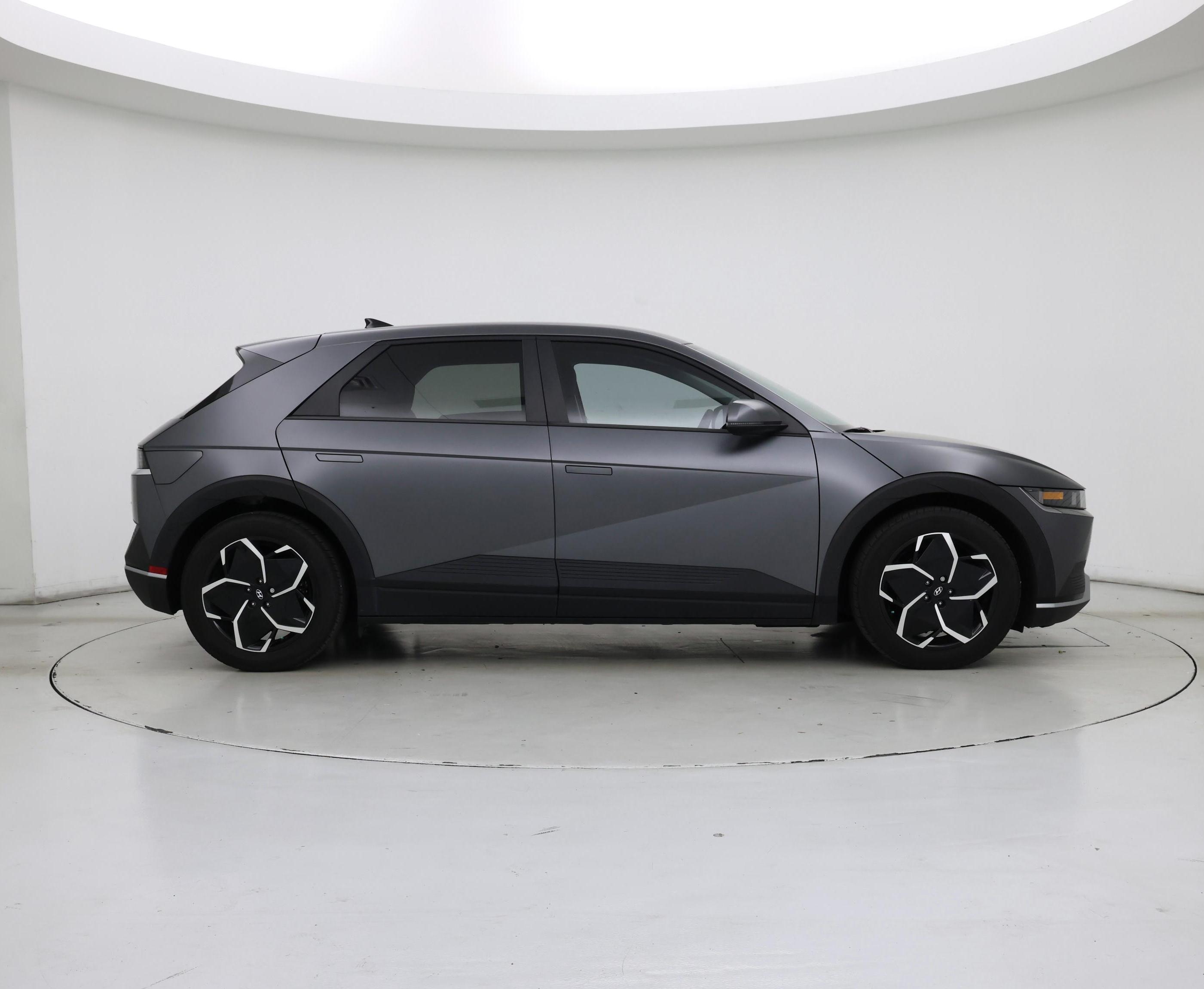 Thumbnail: 2022 Hyundai Ioniq 5 - 7