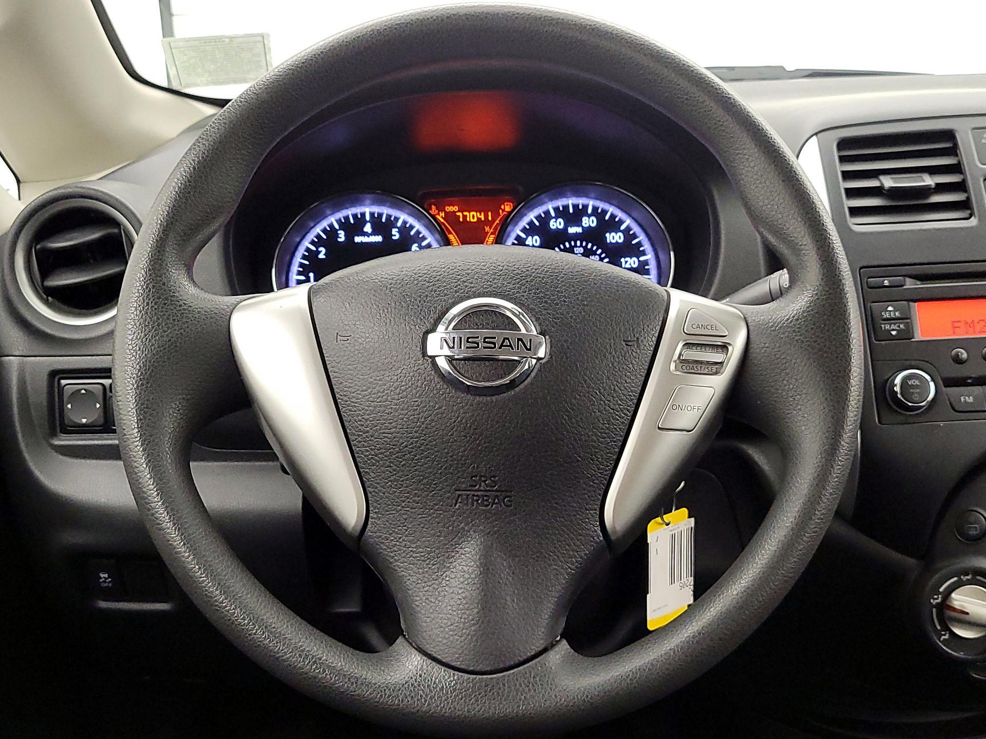 Thumbnail: 2014 Nissan Versa Note - 10