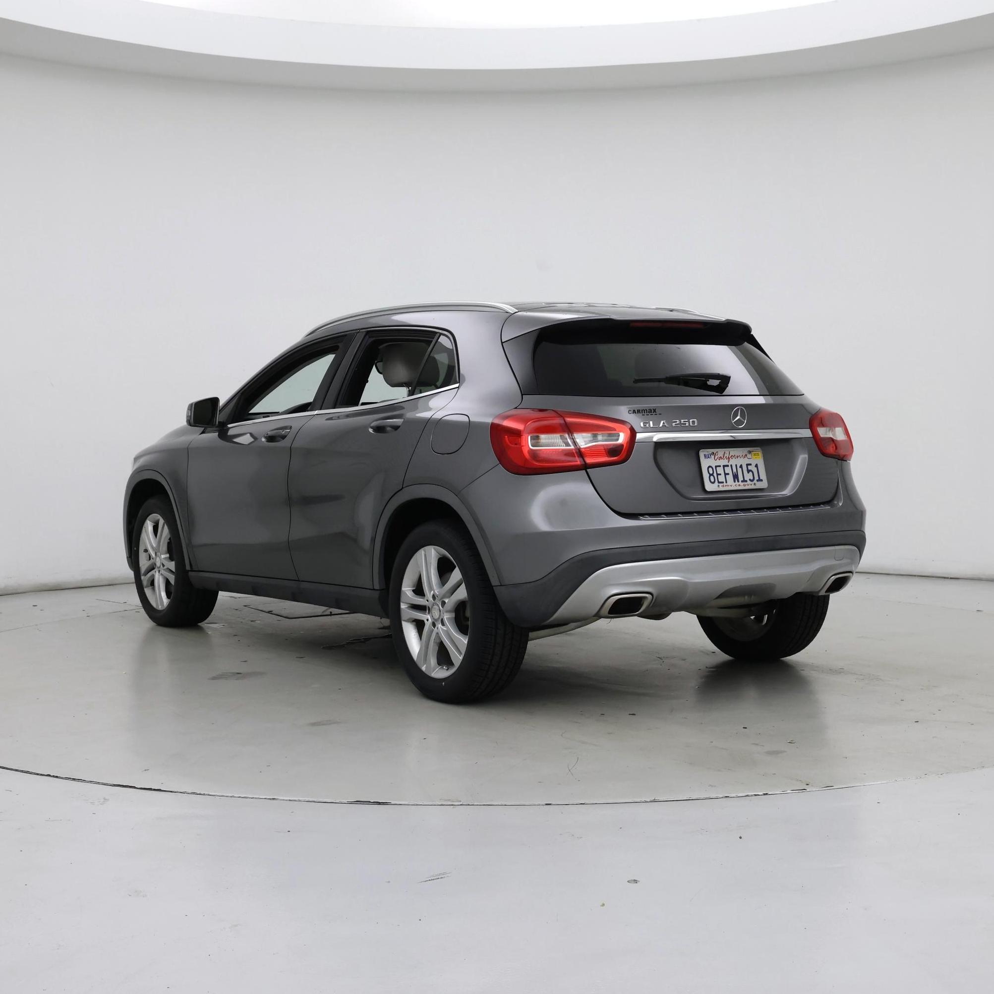 Thumbnail: 2016 Mercedes-Benz GLA - 2