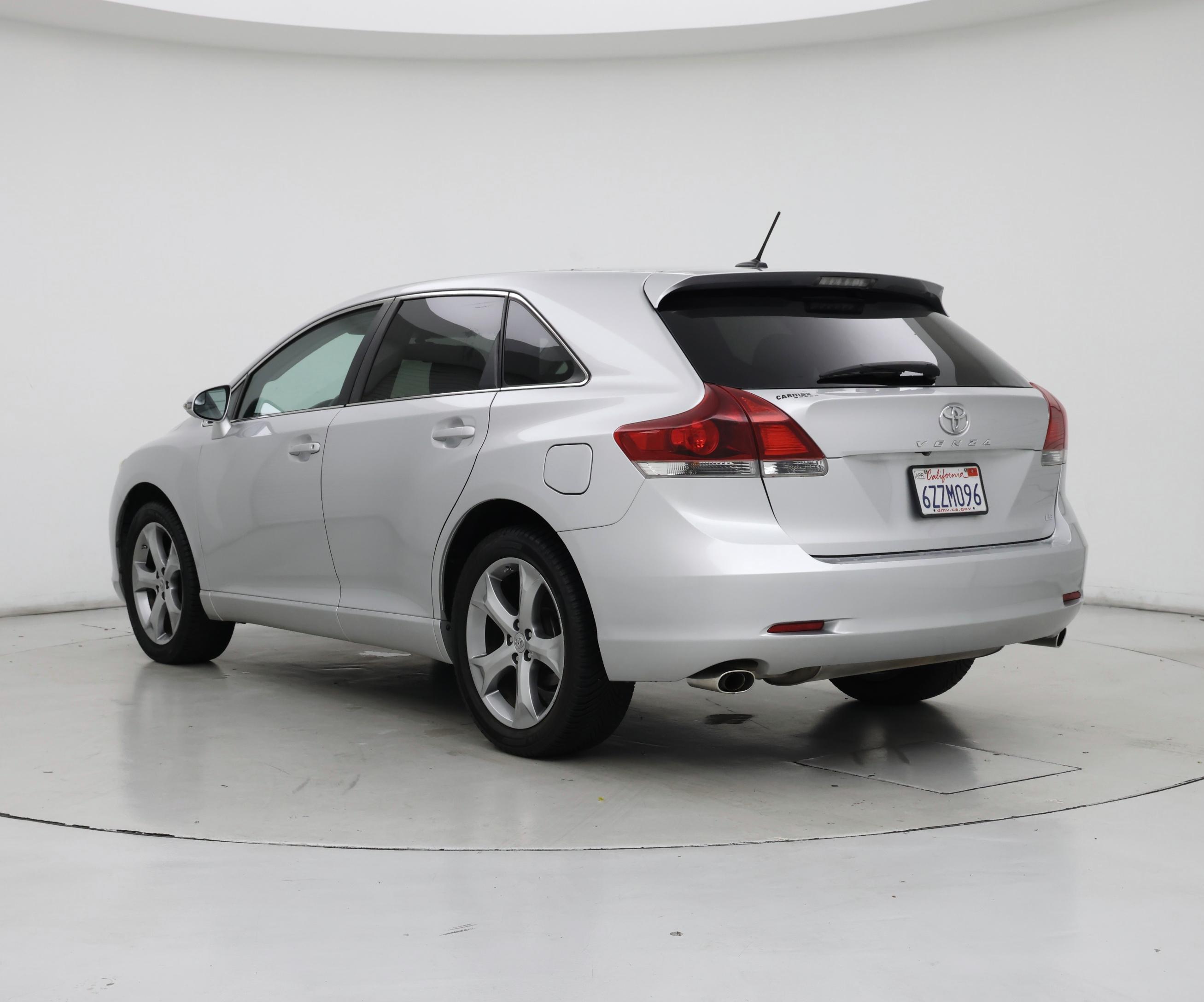 Thumbnail: 2013 Toyota Venza - 2