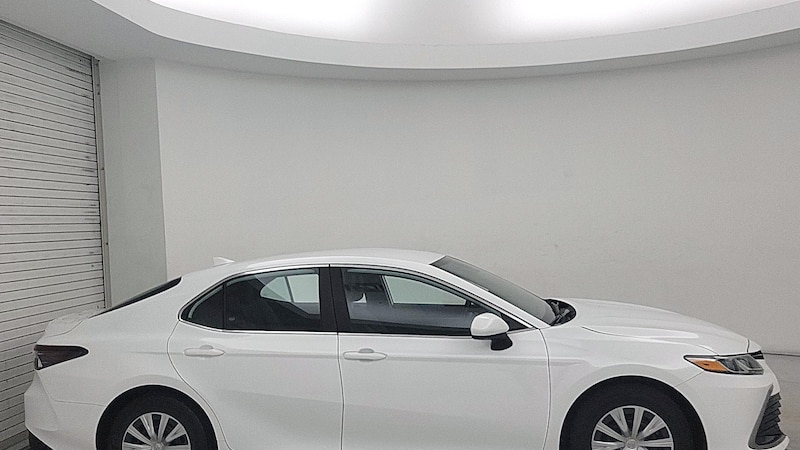2022 Toyota Camry LE Hero Image