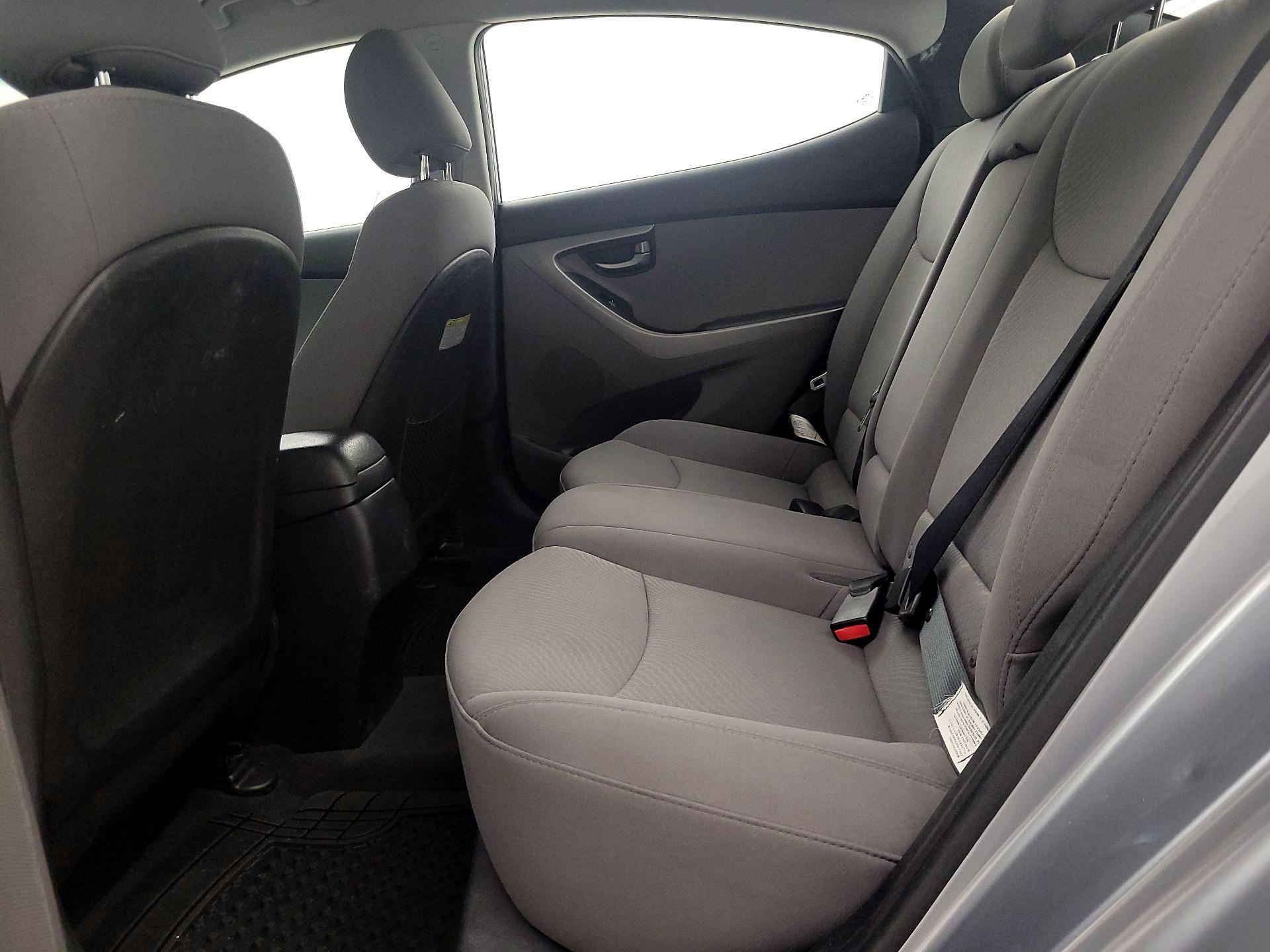 Thumbnail: 2016 Hyundai Elantra - 18
