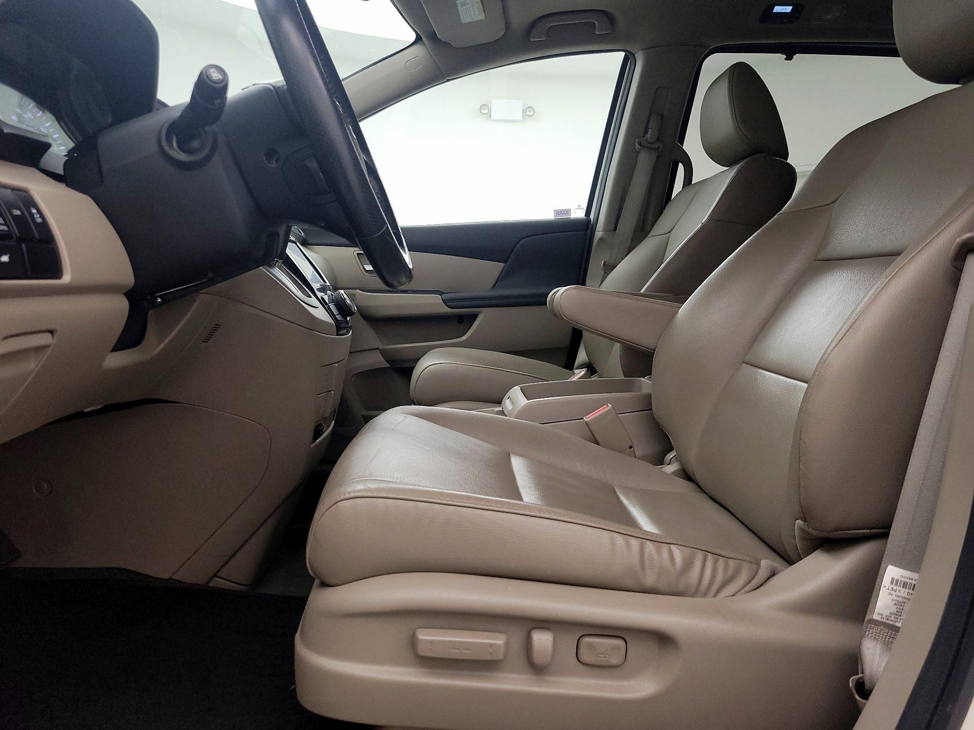 Thumbnail: 2016 Honda Odyssey - 11