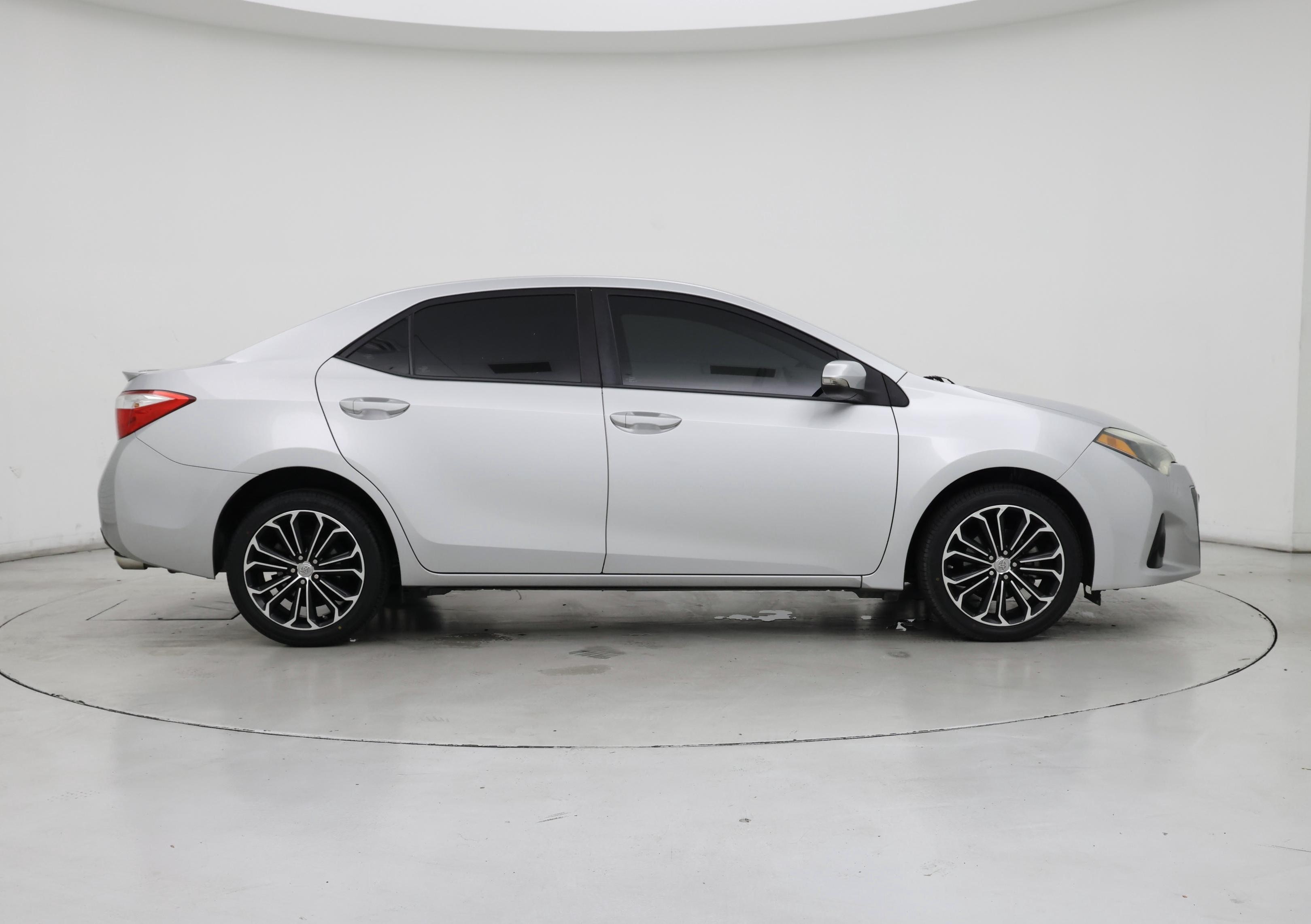 Thumbnail: 2016 Toyota Corolla - 7
