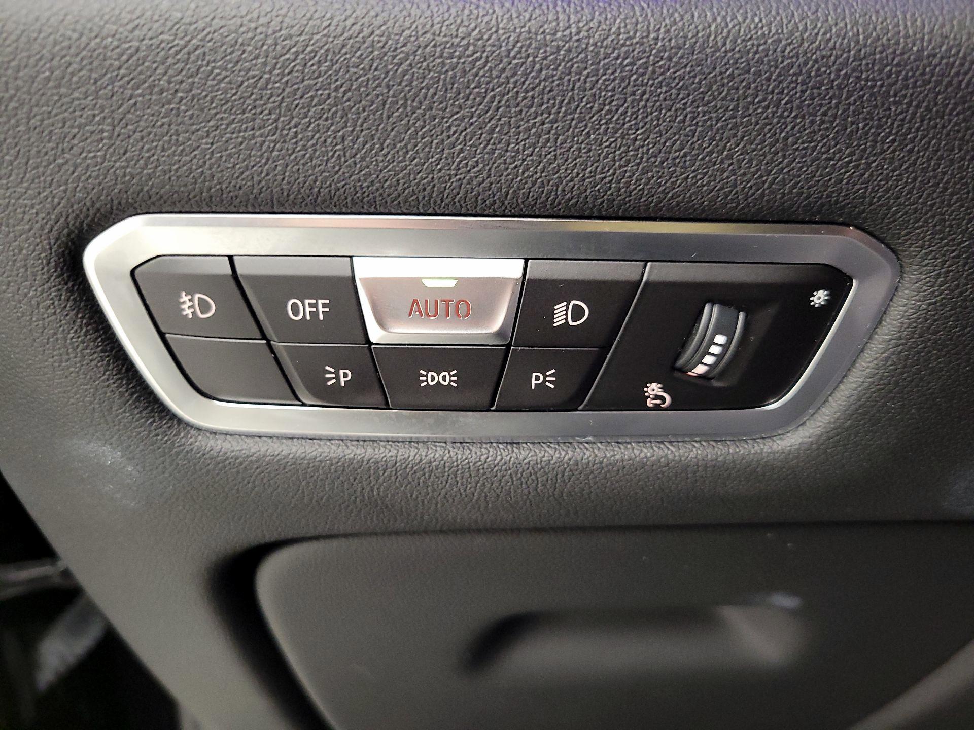 Thumbnail: 2021 BMW X5 - 13