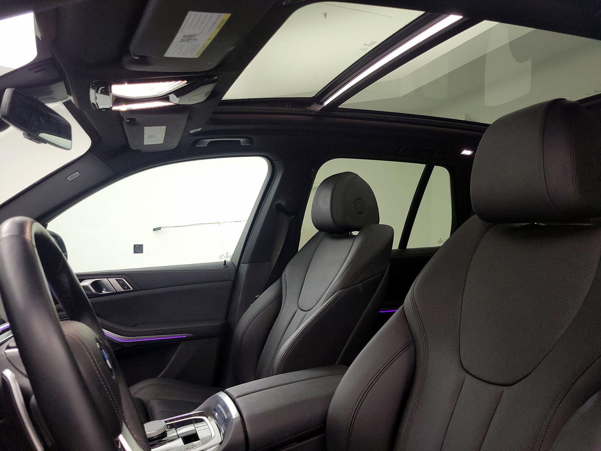 Thumbnail: 2021 BMW X5 - 19