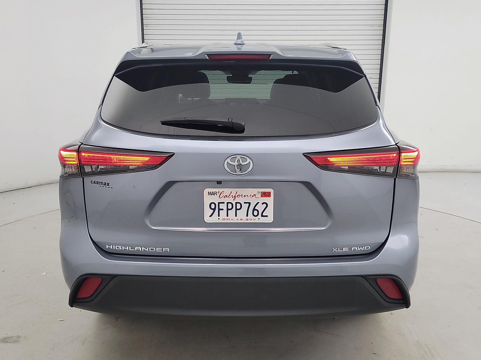 Thumbnail: 2023 Toyota Highlander - 6