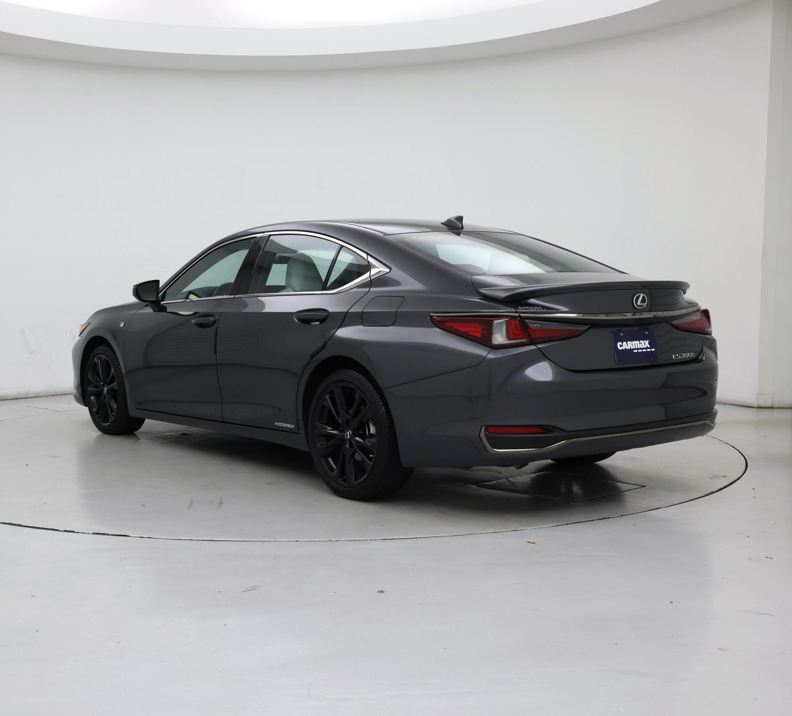 Thumbnail: 2022 Lexus ES - 2