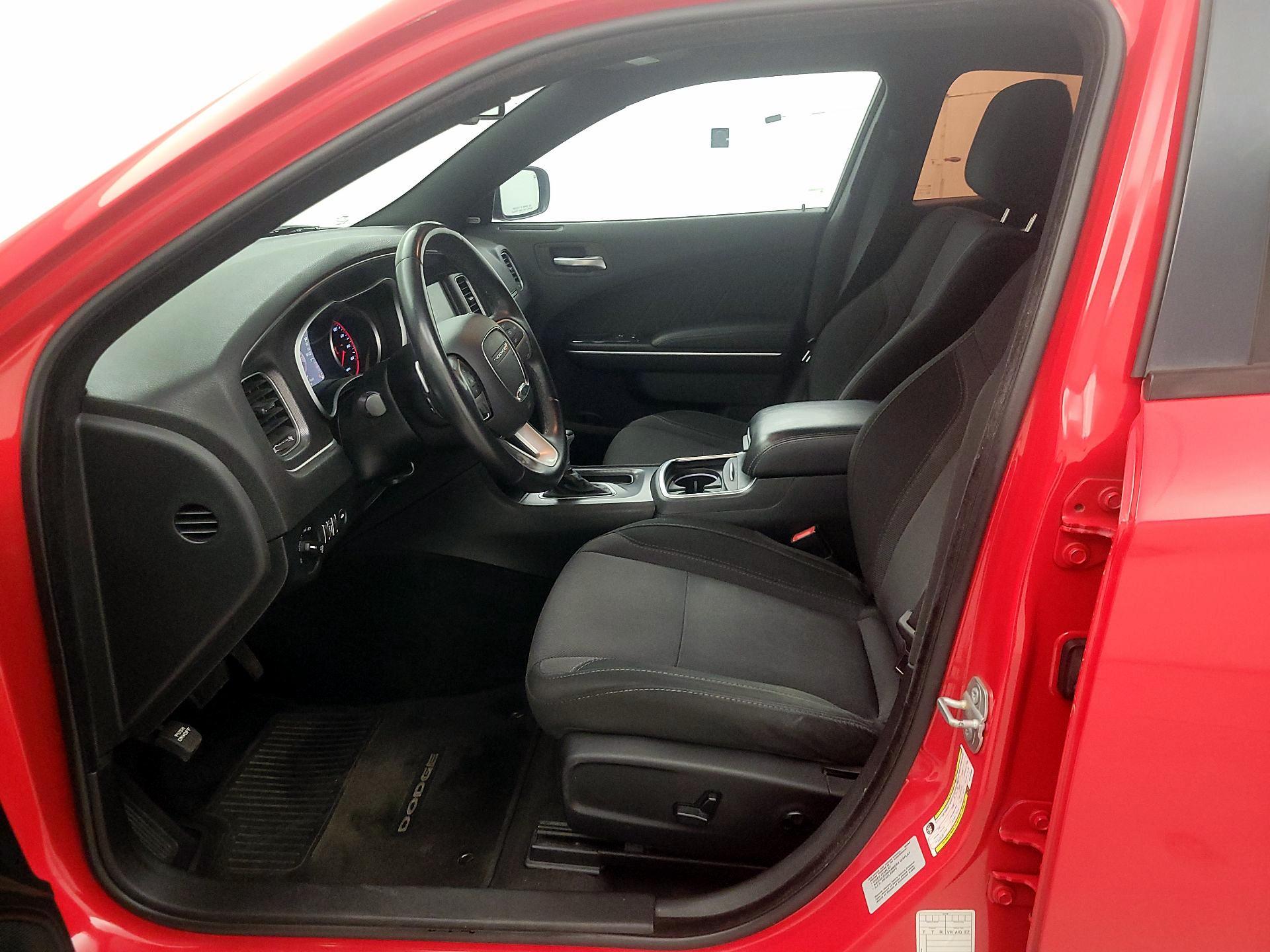 Thumbnail: 2016 Dodge Charger - 9