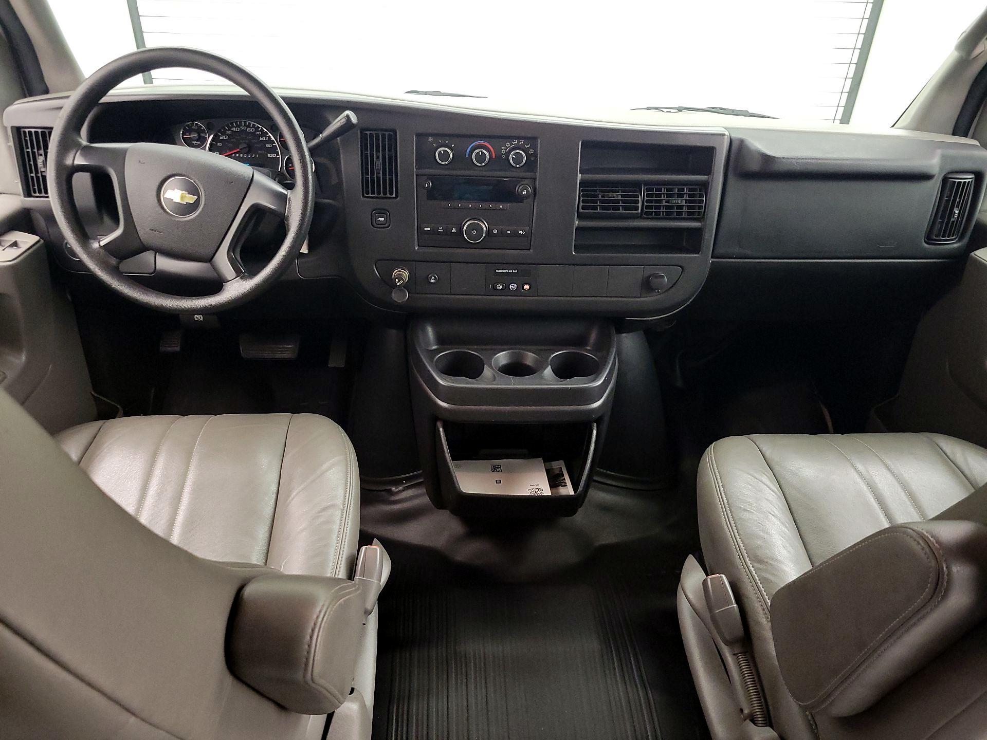 Thumbnail: 2014 Chevrolet Express - 9