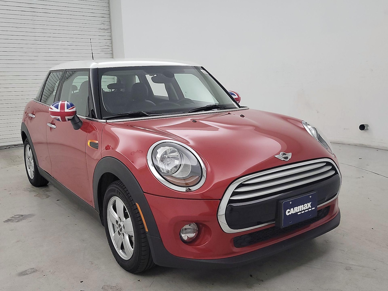2015 MINI Cooper Base's photo