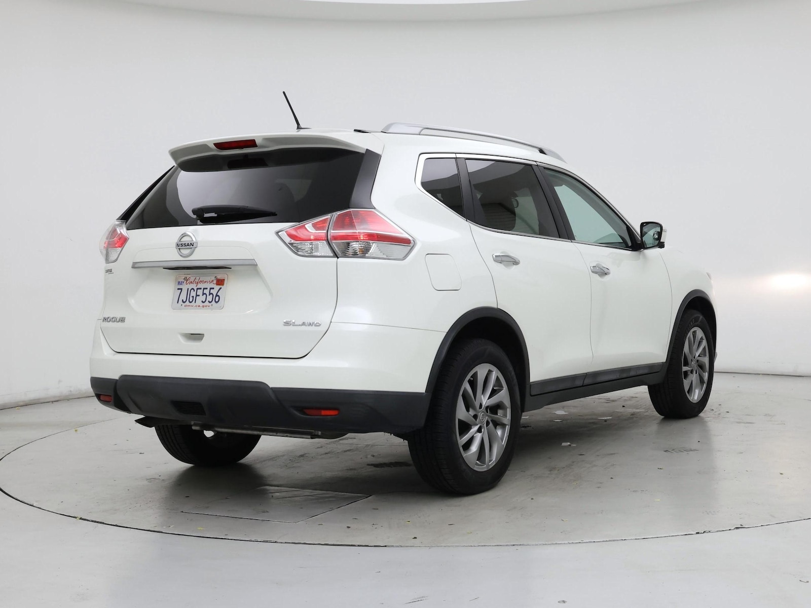 Image 9 of 2015 Nissan Rogue SL
