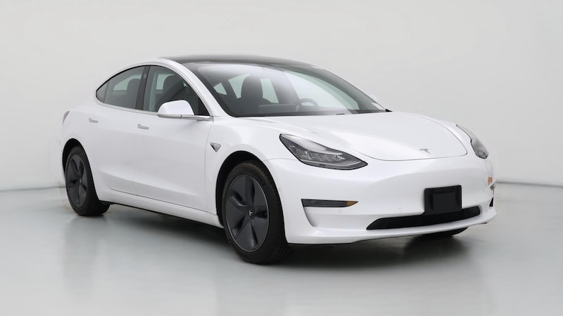 2019 Tesla Model 3 Standard Range Hero Image
