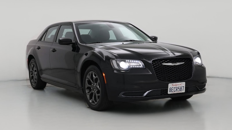 2018 Chrysler 300 Touring Hero Image