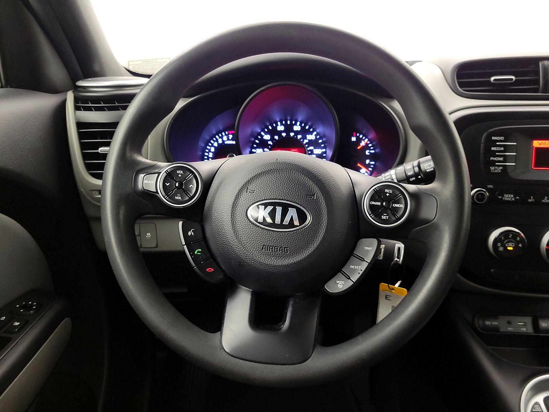 Thumbnail: 2015 Kia Soul - 10