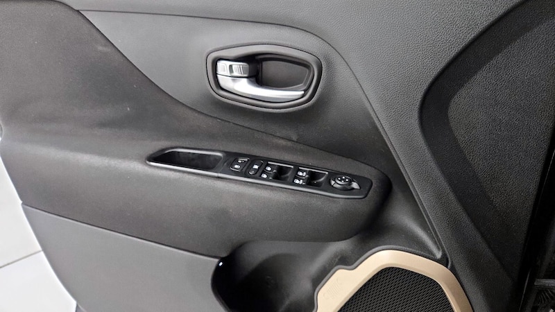 2016 Jeep Renegade Latitude 12