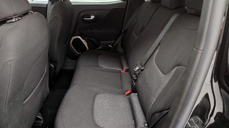 2016 Jeep Renegade Latitude 19