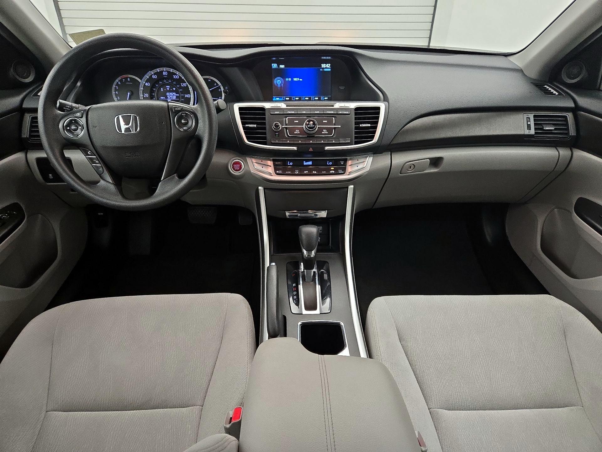 Thumbnail: 2015 Honda Accord - 8