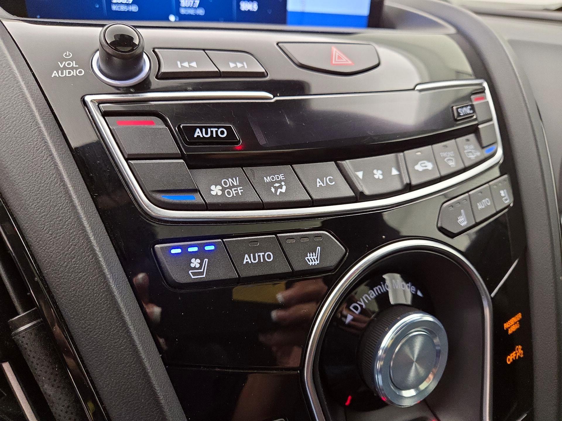 Thumbnail: 2021 Acura RDX - 17