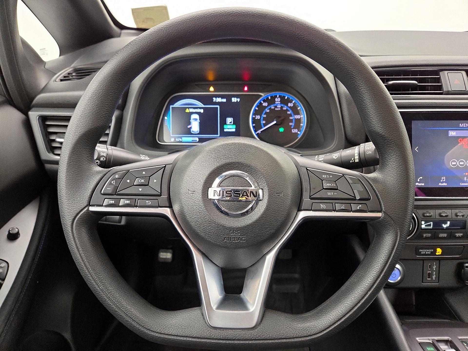 Thumbnail: 2021 Nissan Leaf - 10