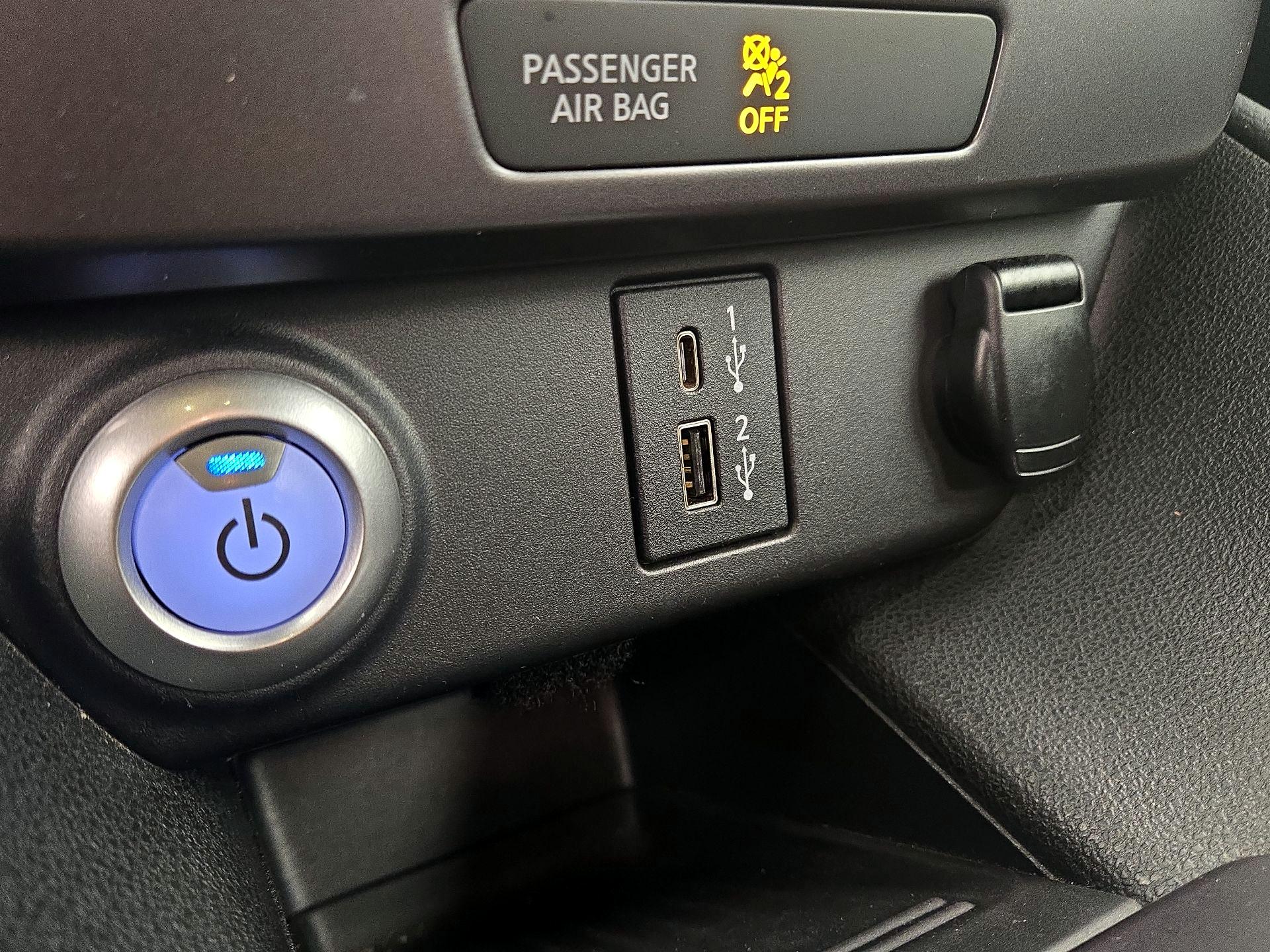 Thumbnail: 2021 Nissan Leaf - 18