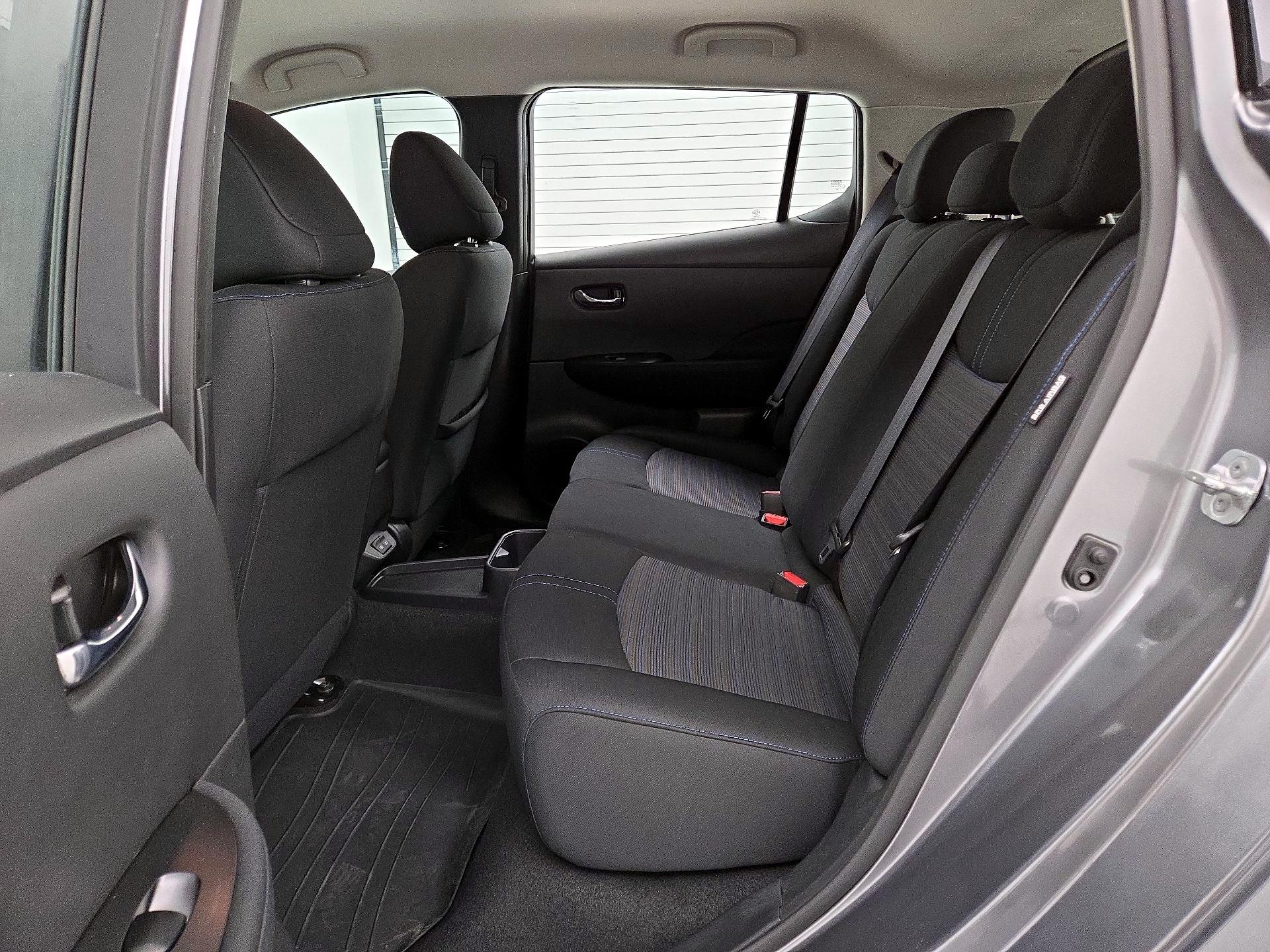 Thumbnail: 2021 Nissan Leaf - 19