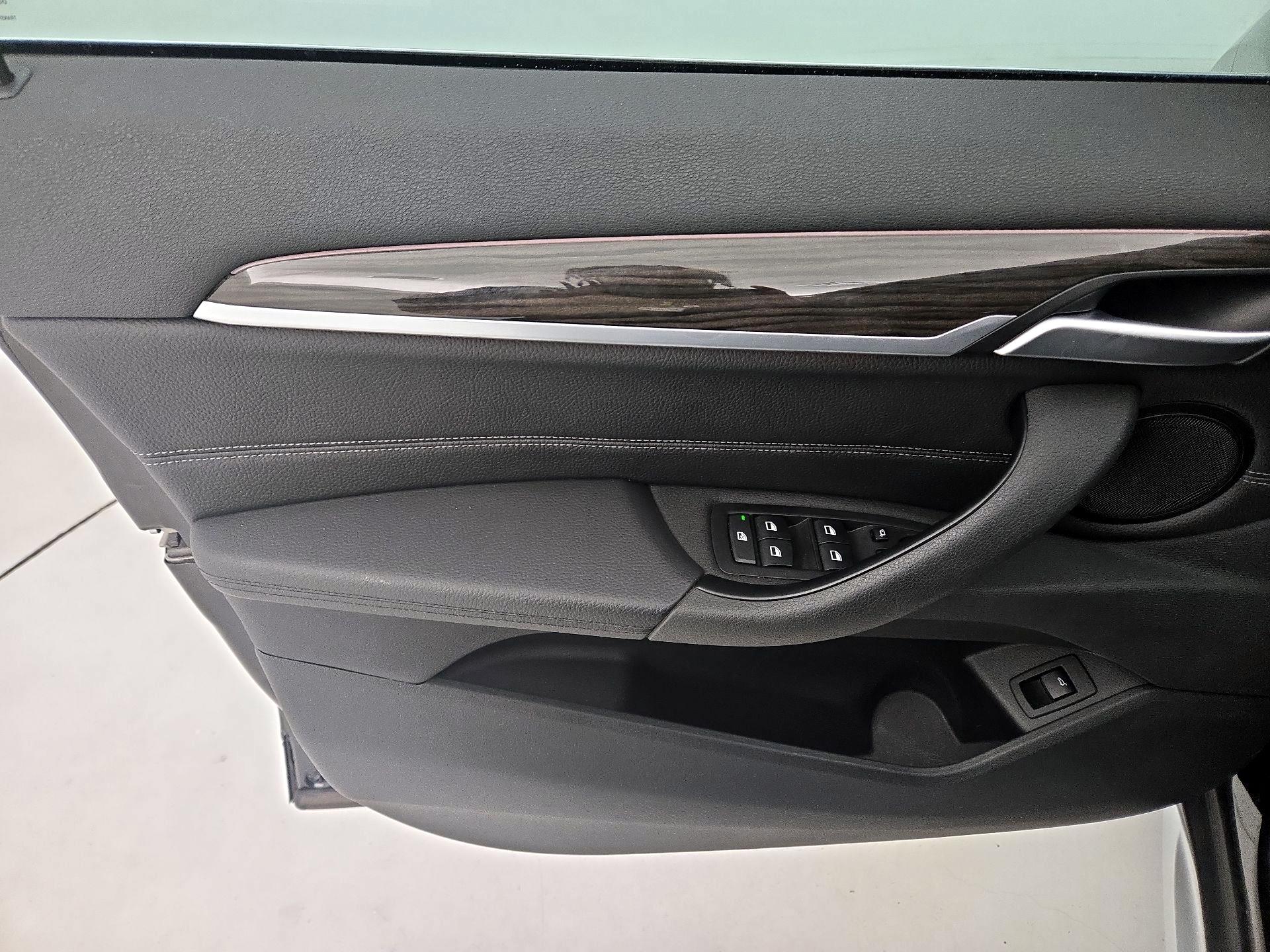 Thumbnail: 2017 BMW X1 - 12