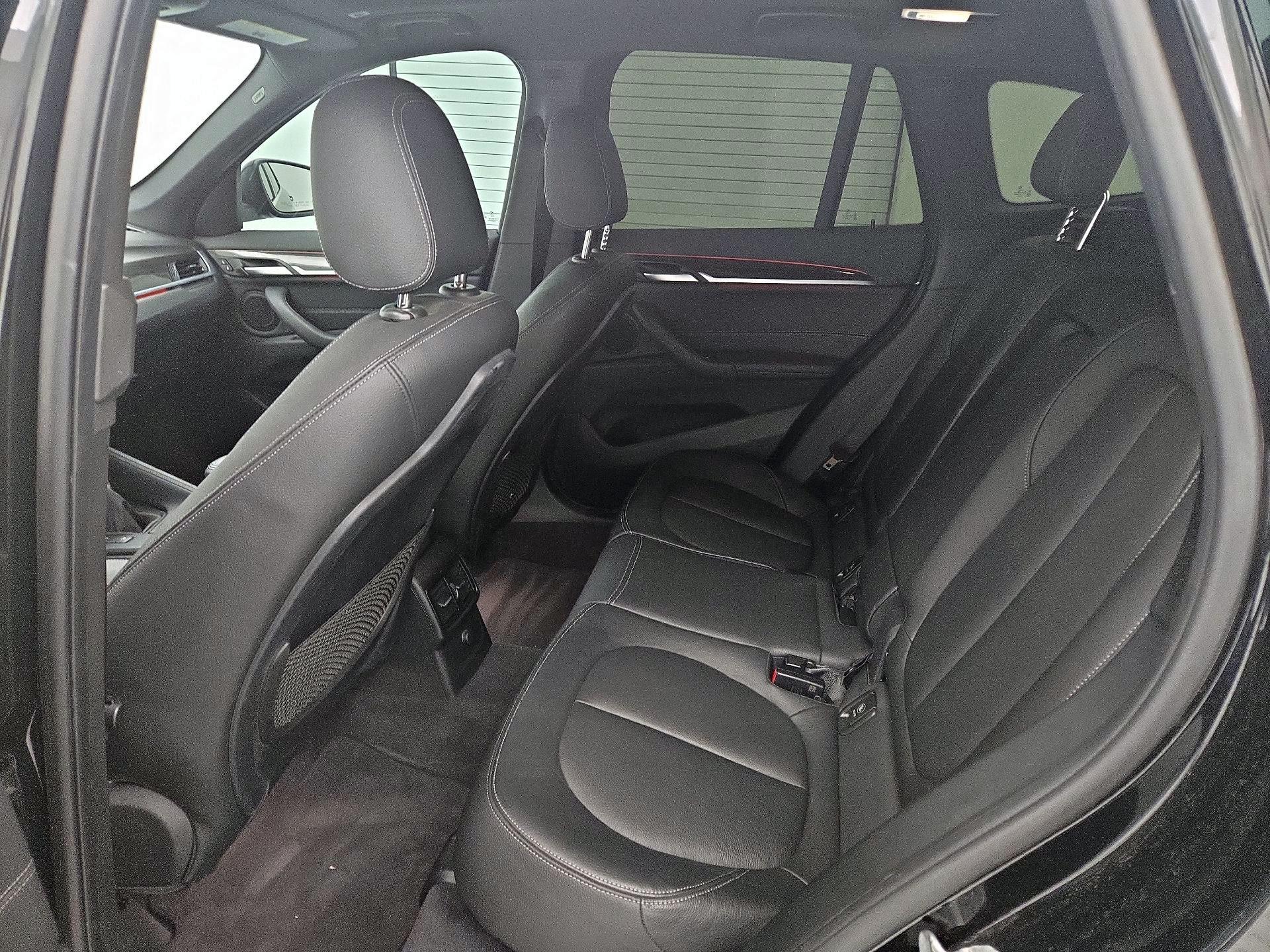 Thumbnail: 2017 BMW X1 - 18