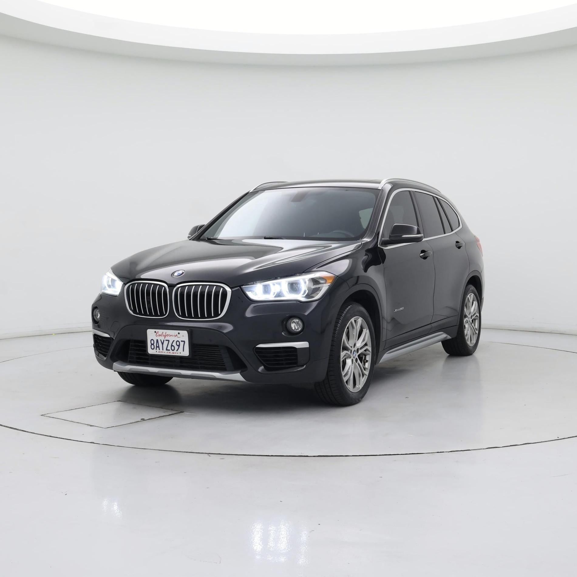 Thumbnail: 2017 BMW X1 - 4