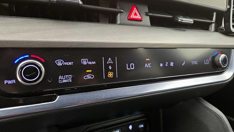 2023 Kia Sportage X-Line 16