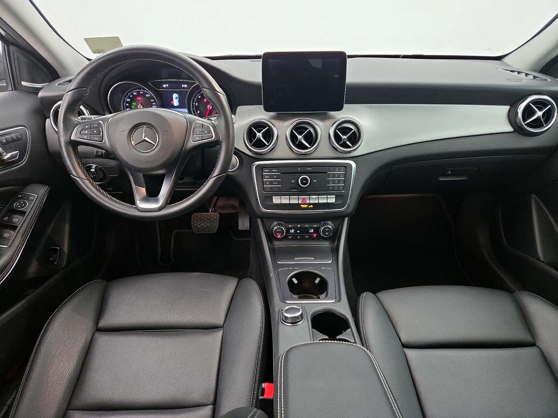 Thumbnail: 2018 Mercedes-Benz GLA - 9