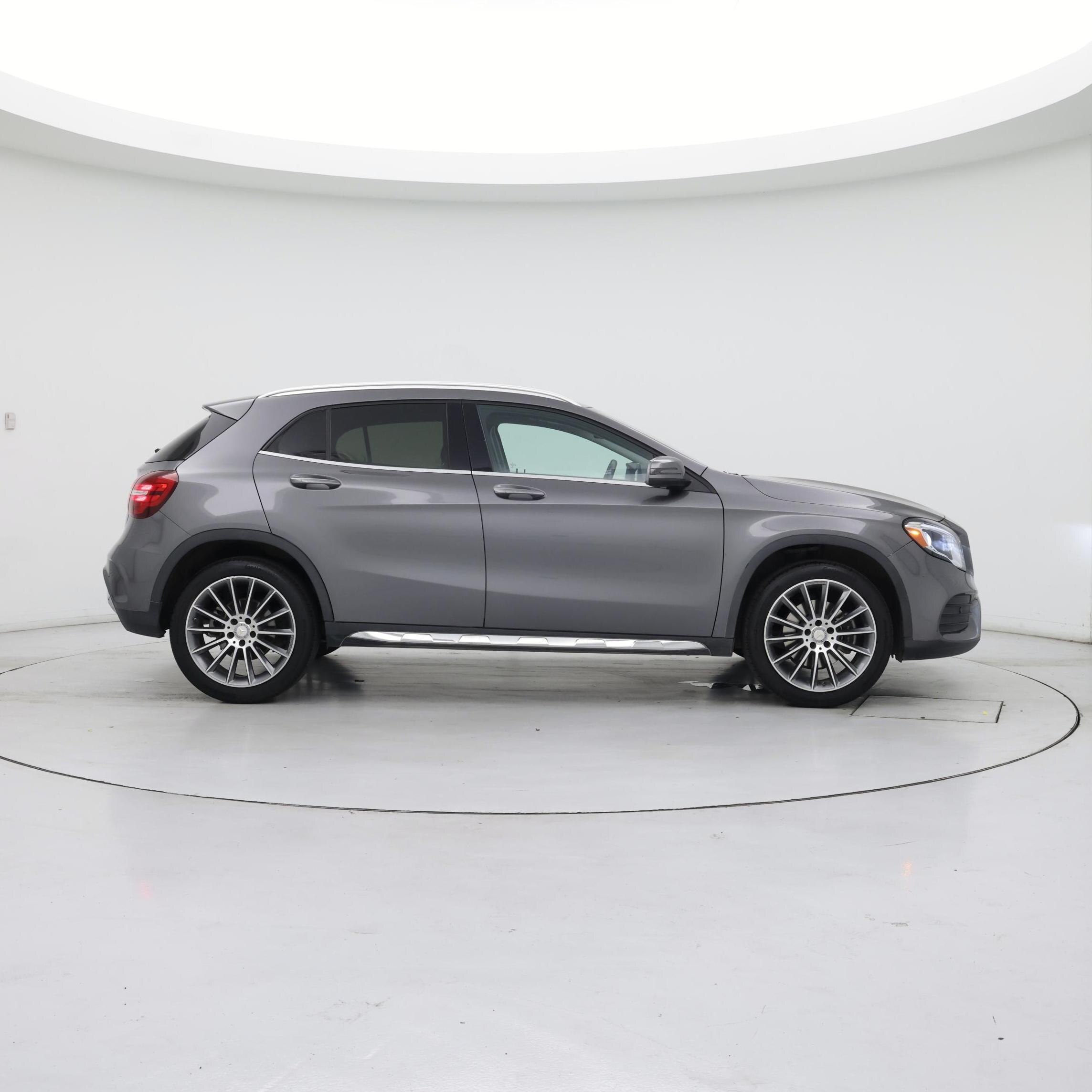 Thumbnail: 2018 Mercedes-Benz GLA - 7