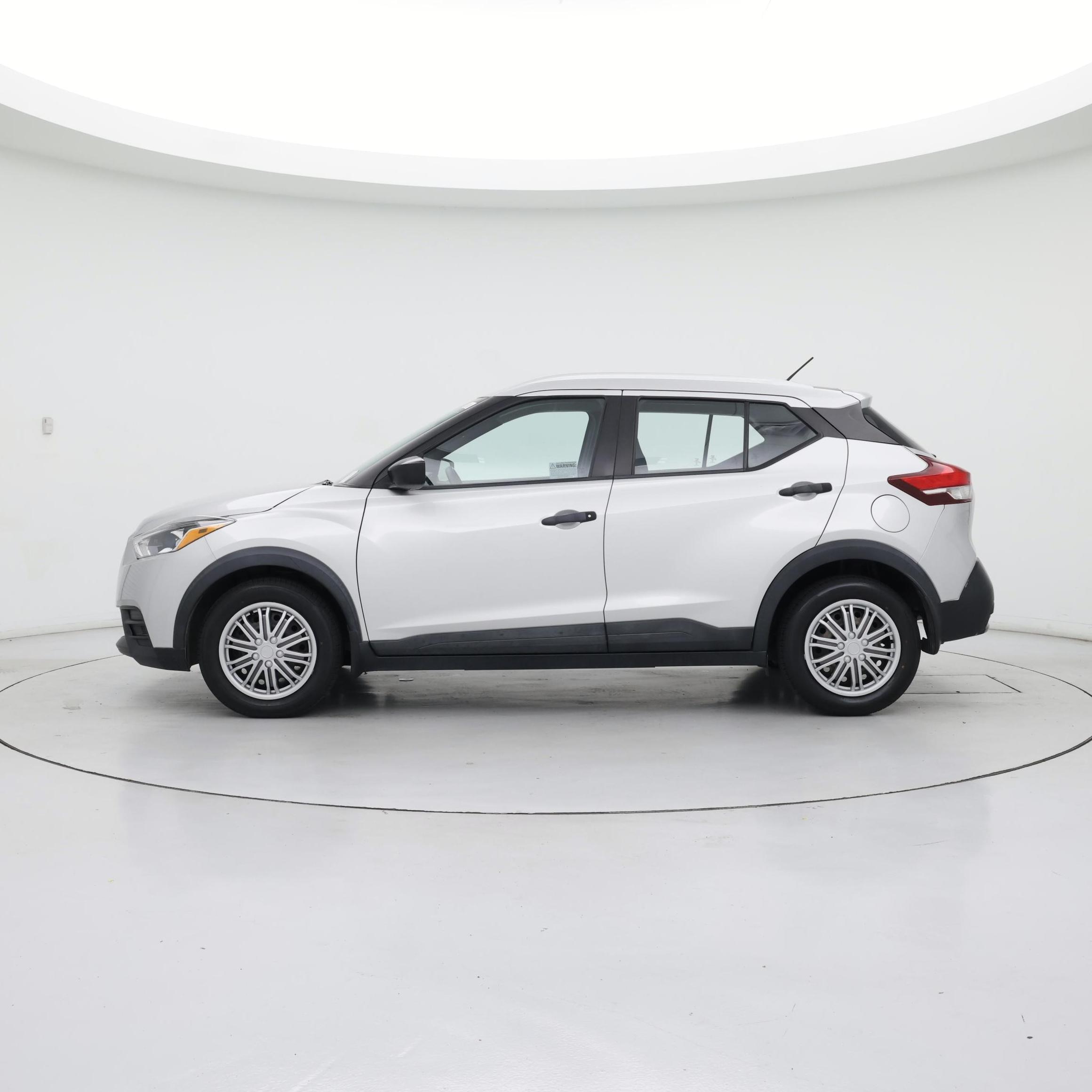 Thumbnail: 2018 Nissan Kicks - 3