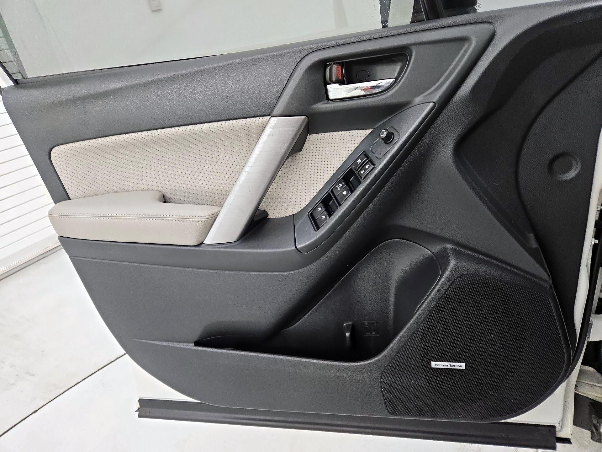 Thumbnail: 2016 Subaru Forester - 12