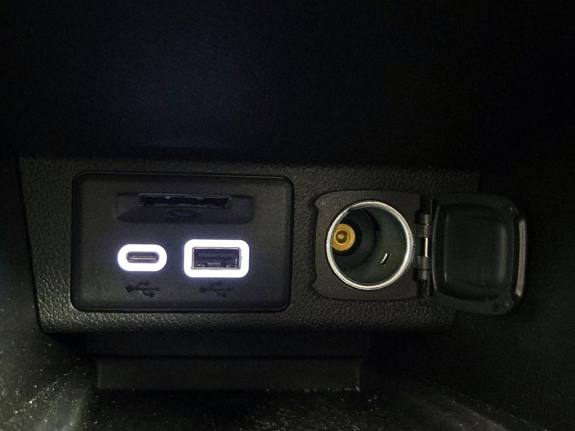 Thumbnail: 2023 Chevrolet Bolt EUV - 18