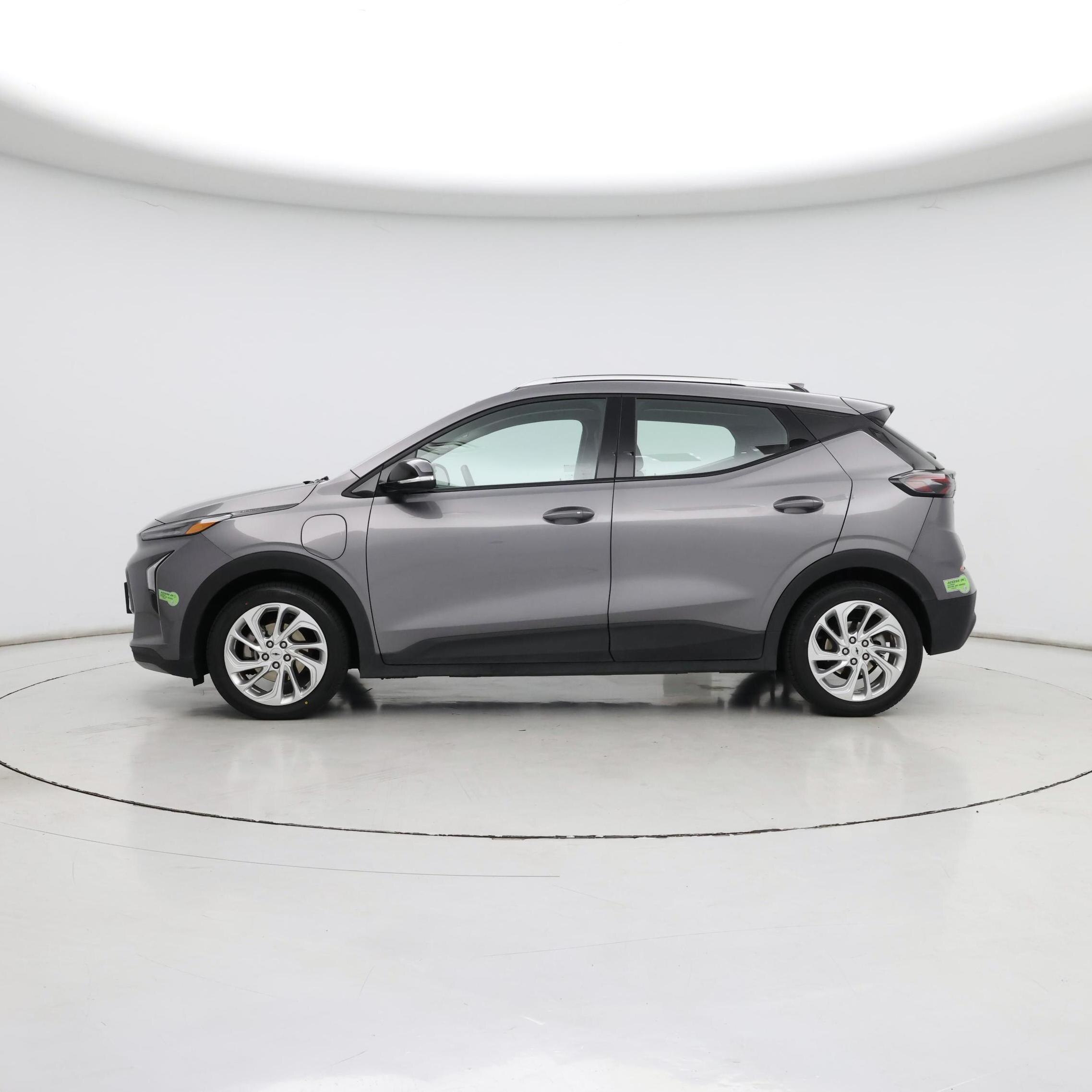 Thumbnail: 2023 Chevrolet Bolt EUV - 3