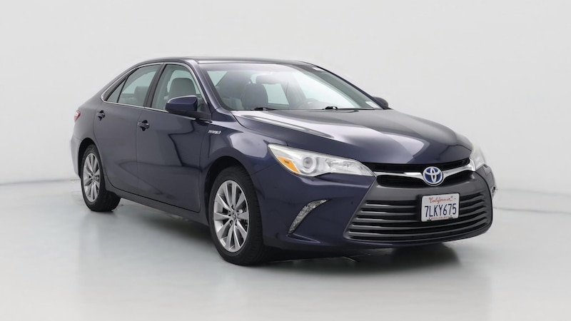 2015 Toyota Camry XLE Hero Image