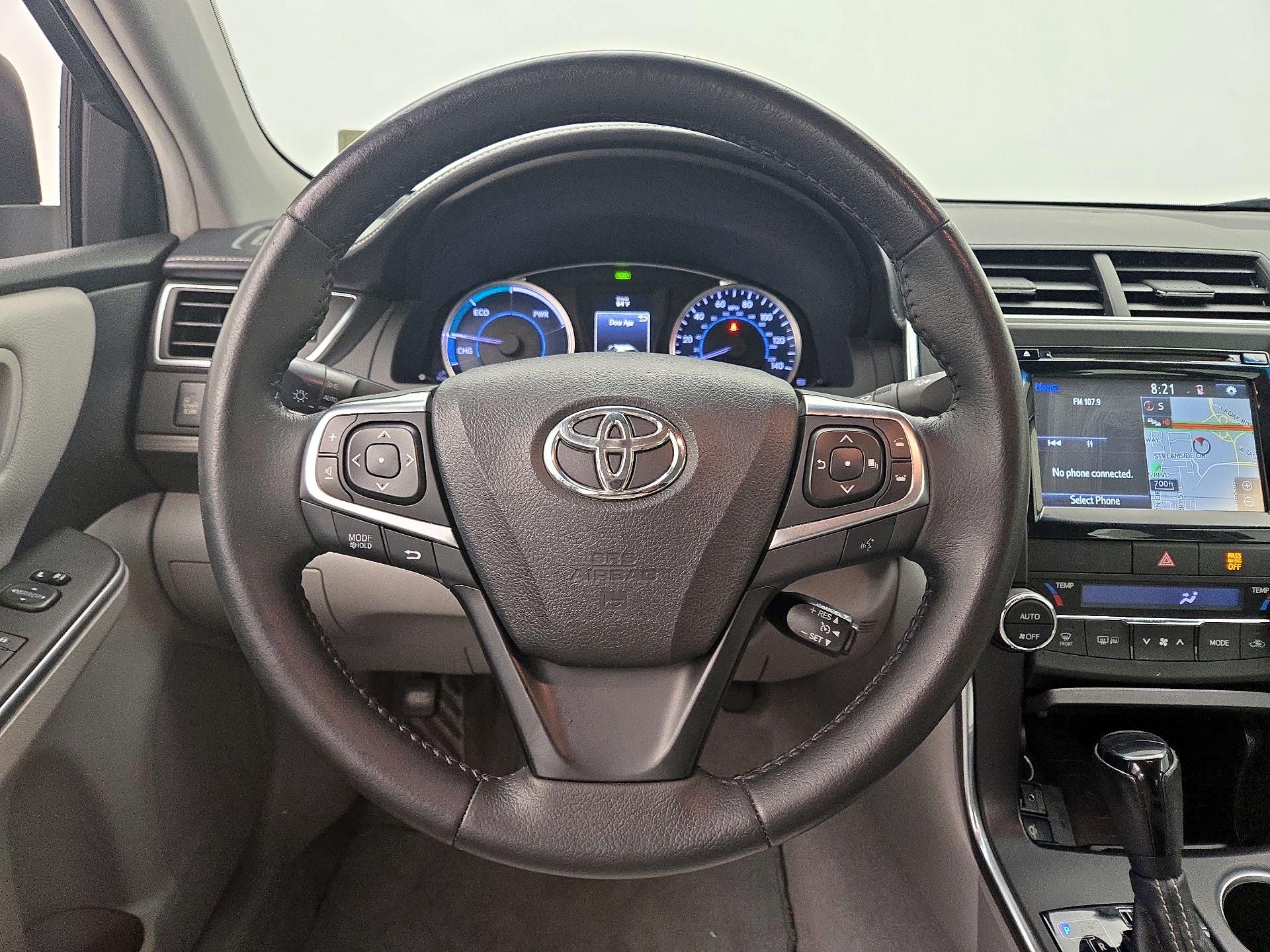 Thumbnail: 2015 Toyota Camry - 10