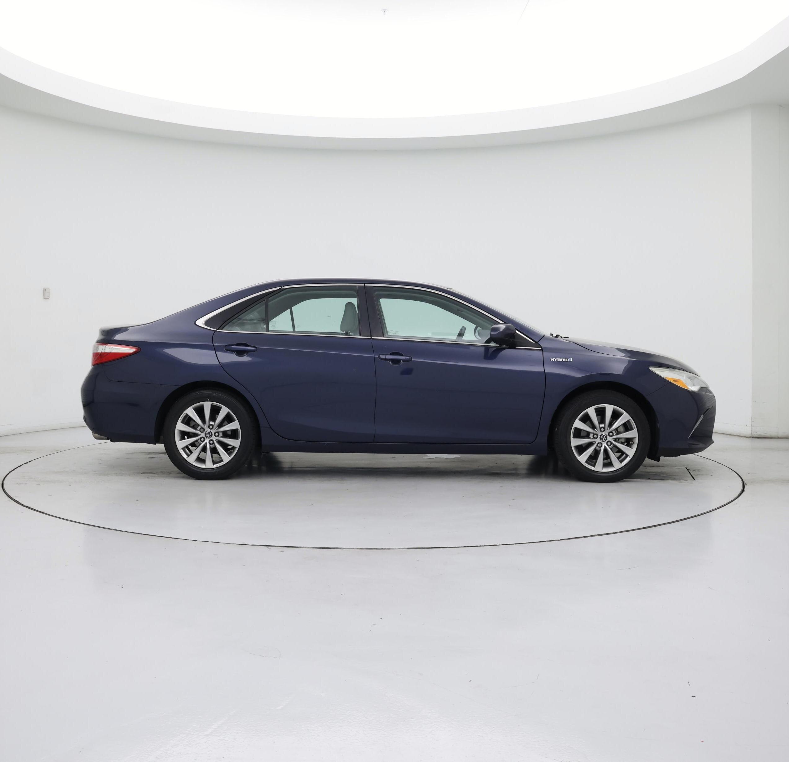 Thumbnail: 2015 Toyota Camry - 7