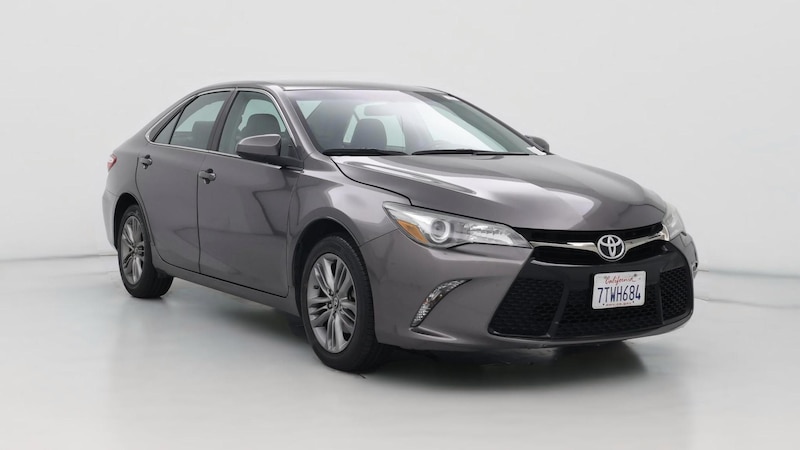 2017 Toyota Camry SE Hero Image