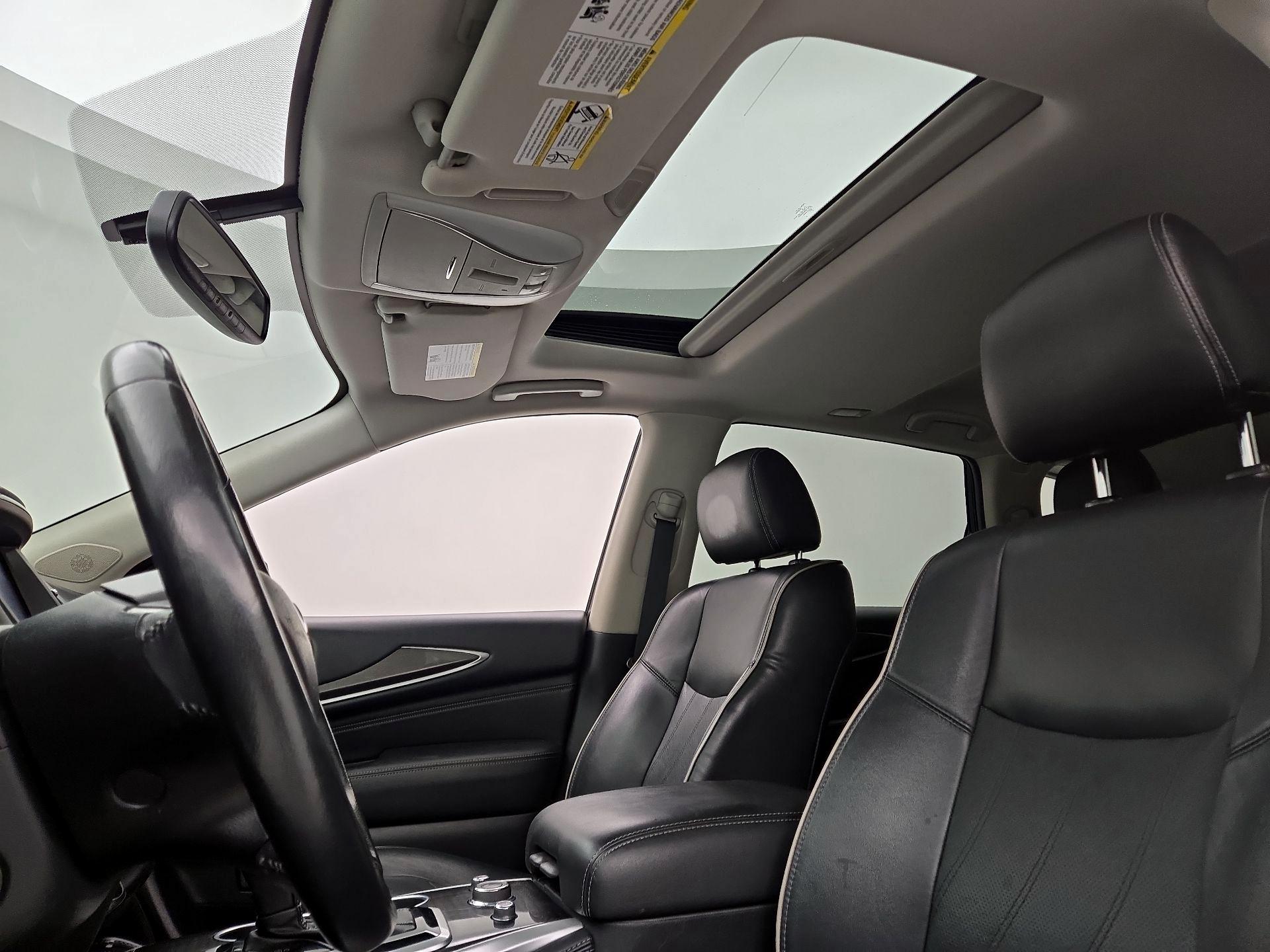 Thumbnail: 2018 INFINITI QX60 - 16