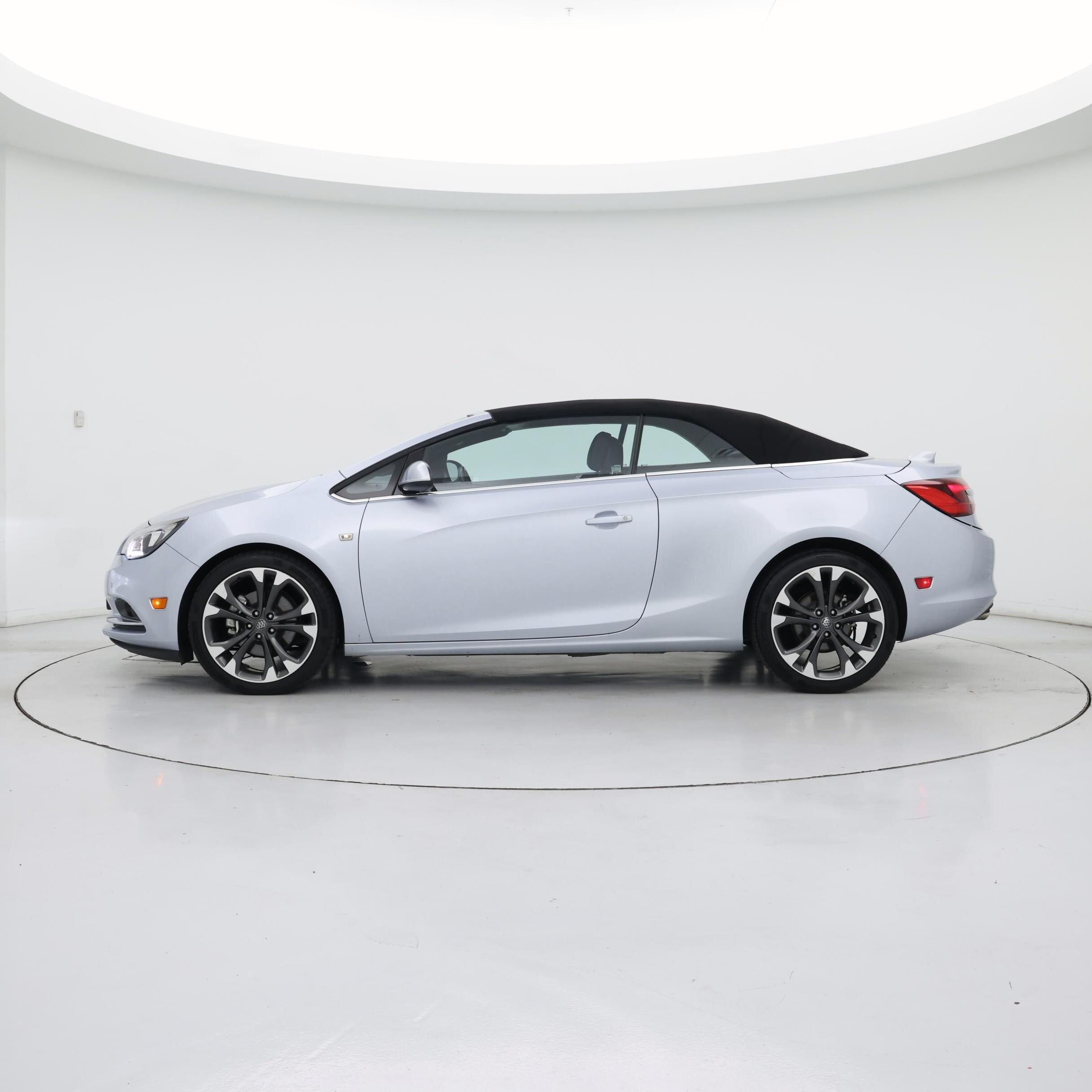 Thumbnail: 2017 Buick Cascada - 3