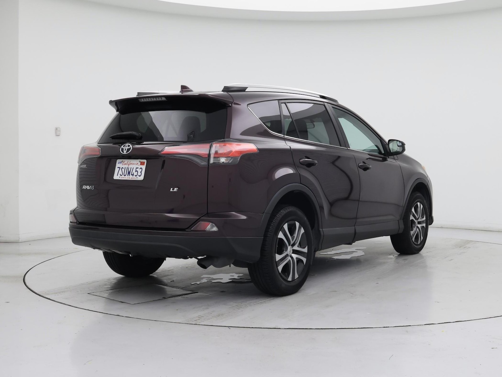 Image 9 of 2016 Toyota RAV4 LE