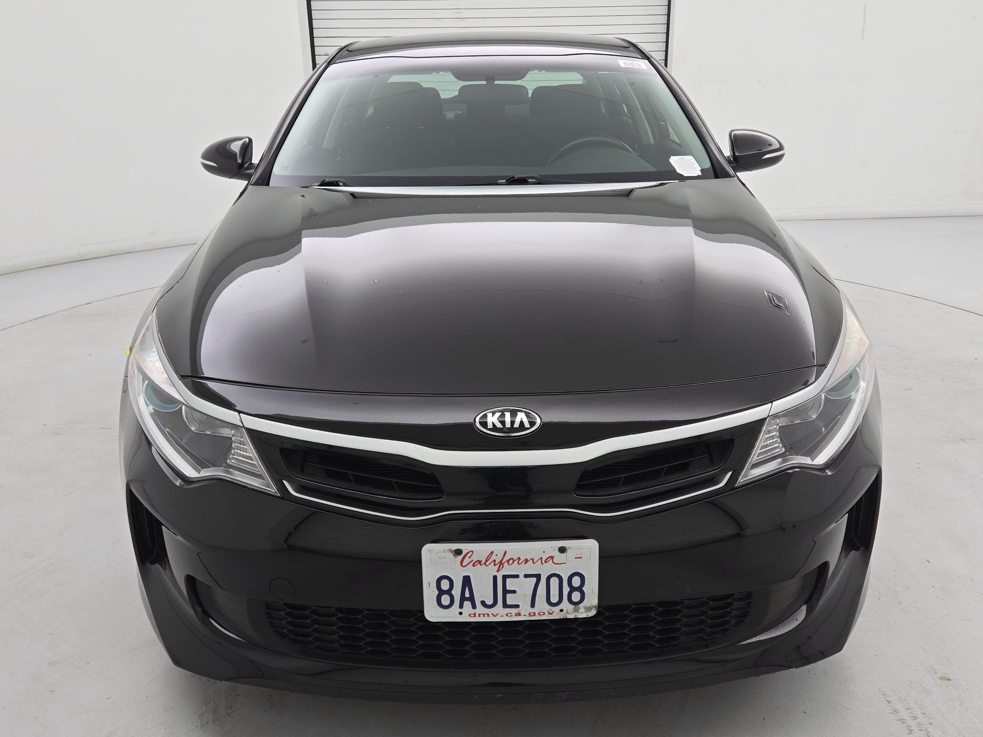 Thumbnail: 2017 Kia Optima - 2